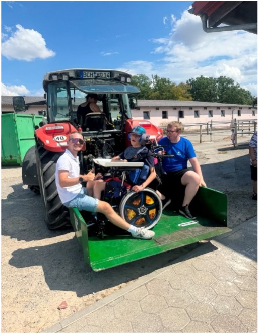 Hinten am Traktor